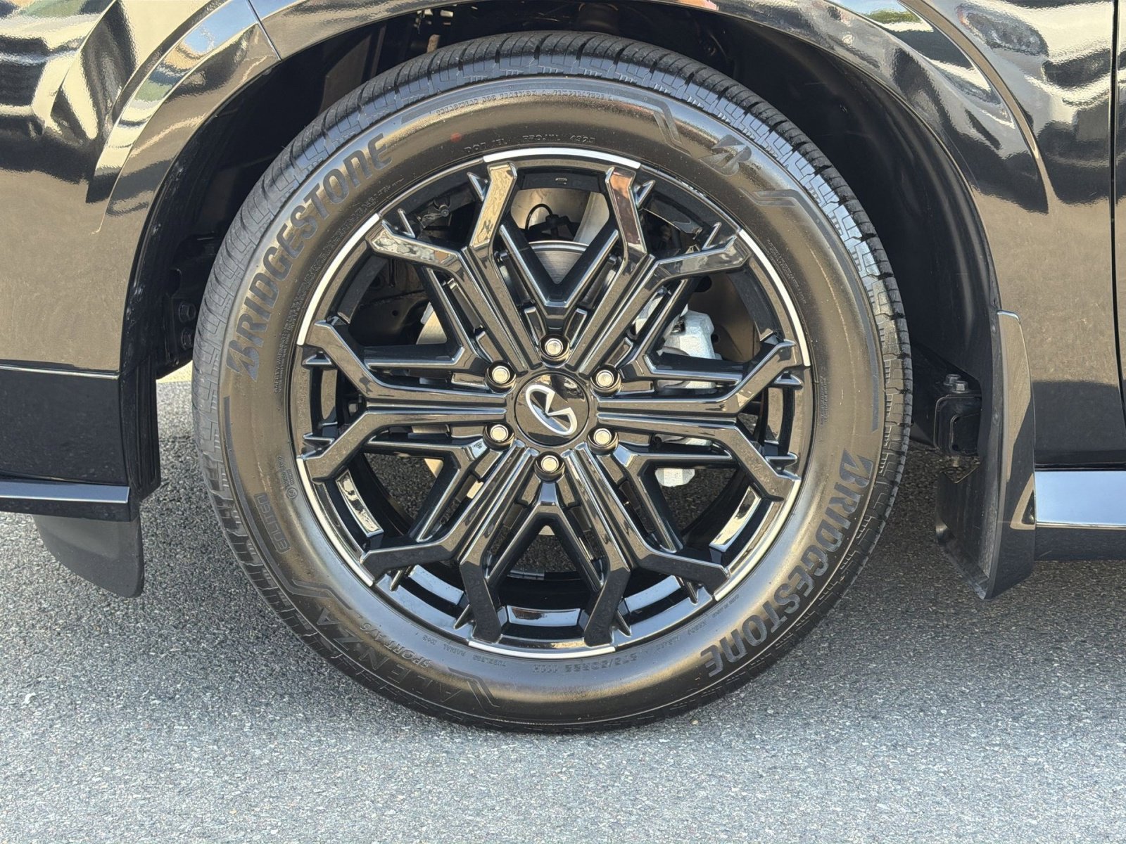Used 2026 INFINITI QX80 4WD w/ Sport Exterior Package image 12