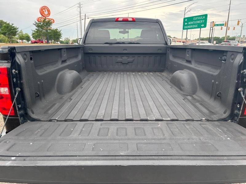 Used 2017 Chevrolet Silverado 1500 LT w/ Trailering Package RWD image 13