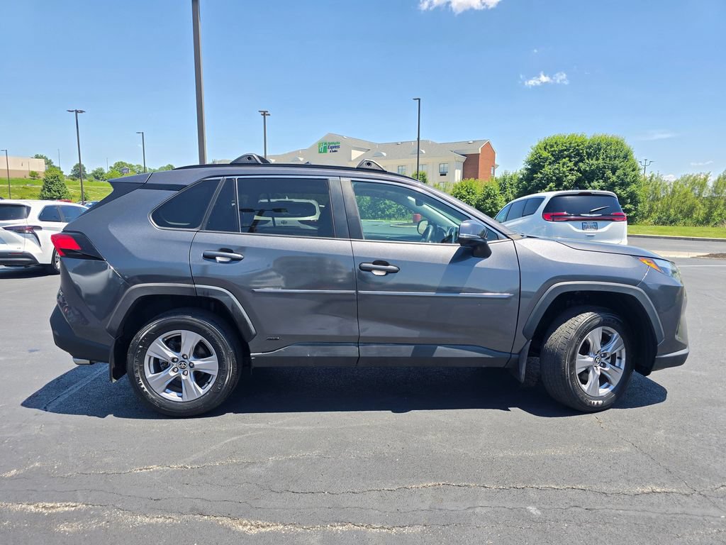 Used 2023 Toyota RAV4 XLE w/ Convenience Package AWD/4WD image 9