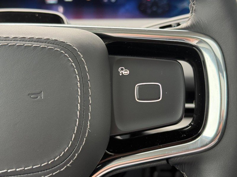 New 2025 Lincoln Navigator Reserve image 12