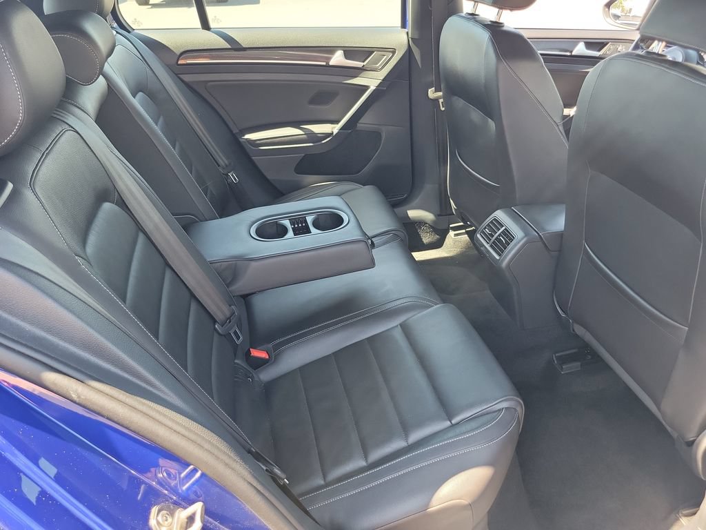 Used 2016 Volkswagen Golf 4-Door AWD/4WD image 20