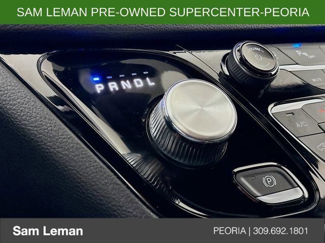 Used 2025 Chrysler Pacifica Limited image 17