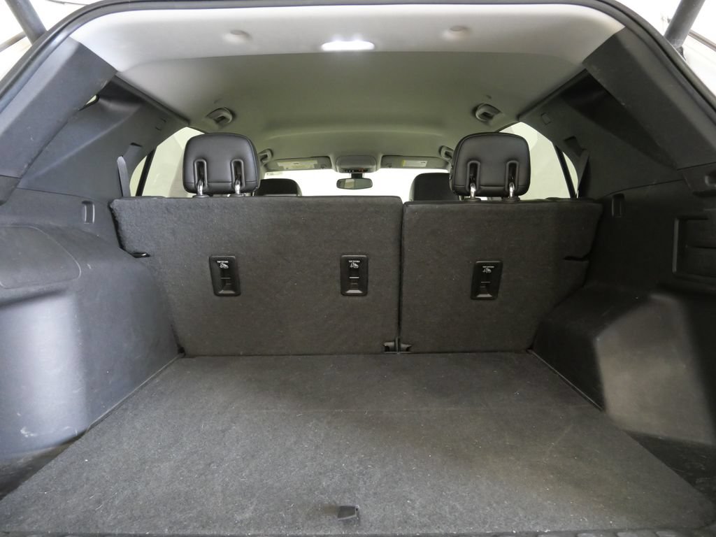 Used 2019 Chevrolet Equinox Premier AWD/4WD image 24