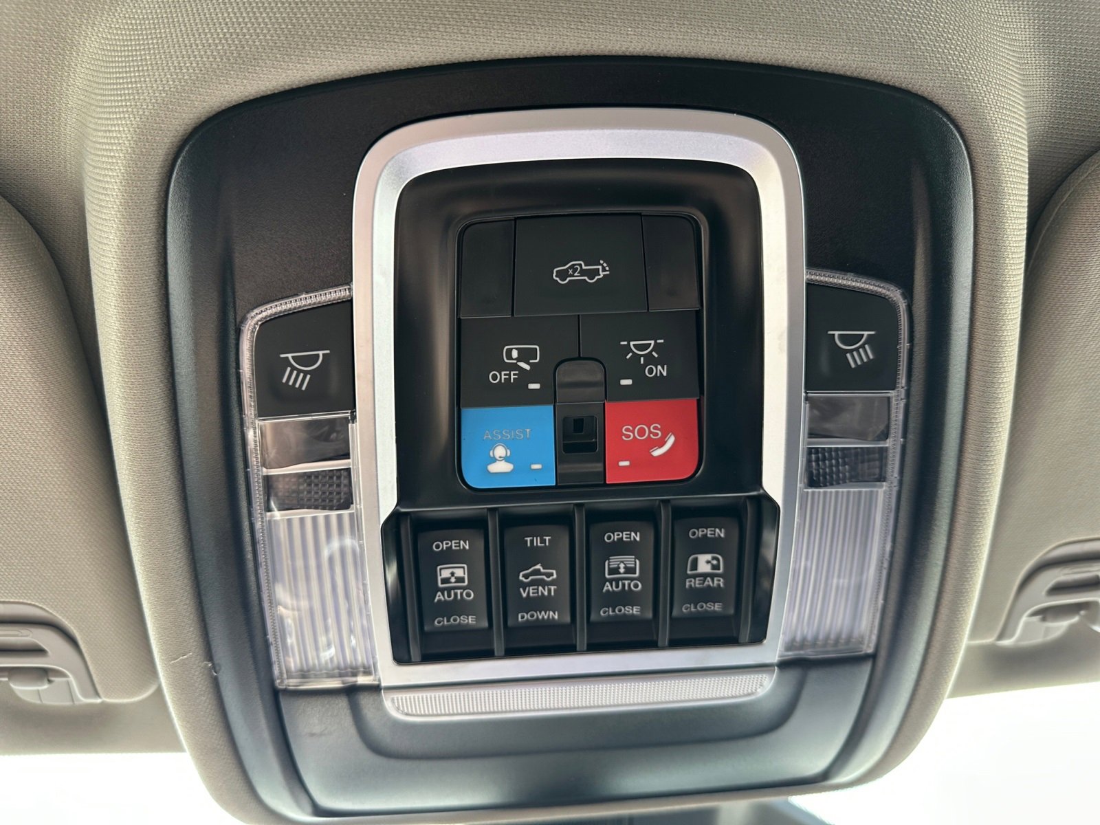 New 2025 RAM 1500 Limited image 35