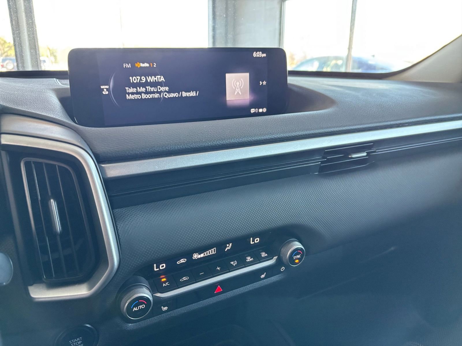 Used 2025 MAZDA CX-50 AWD 2.5 S w/ Preferred Package image 21