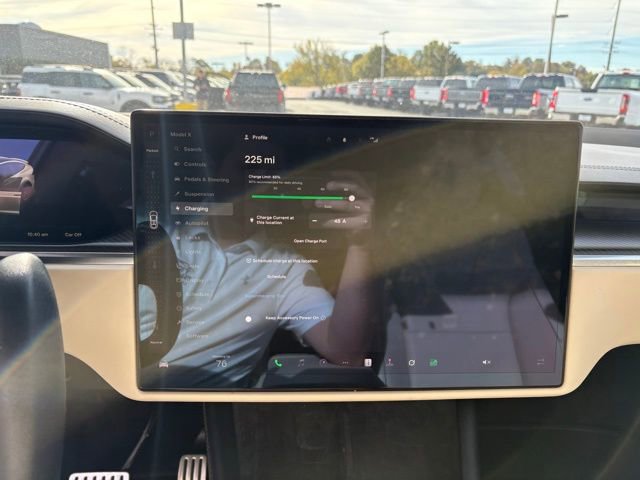 Used 2022 Tesla Model X Plaid image 17