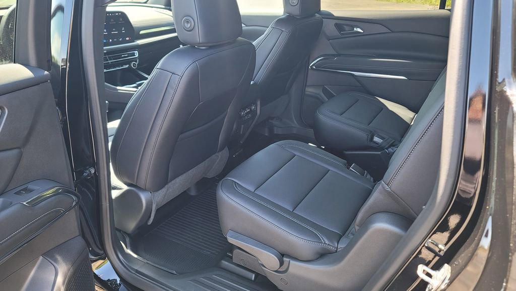 New 2026 Chevrolet Traverse LT w/ Driver Confidence Package image 26