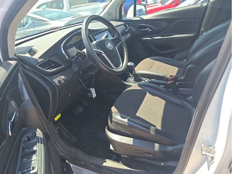 Used 2021 Buick Encore Preferred FWD image 11