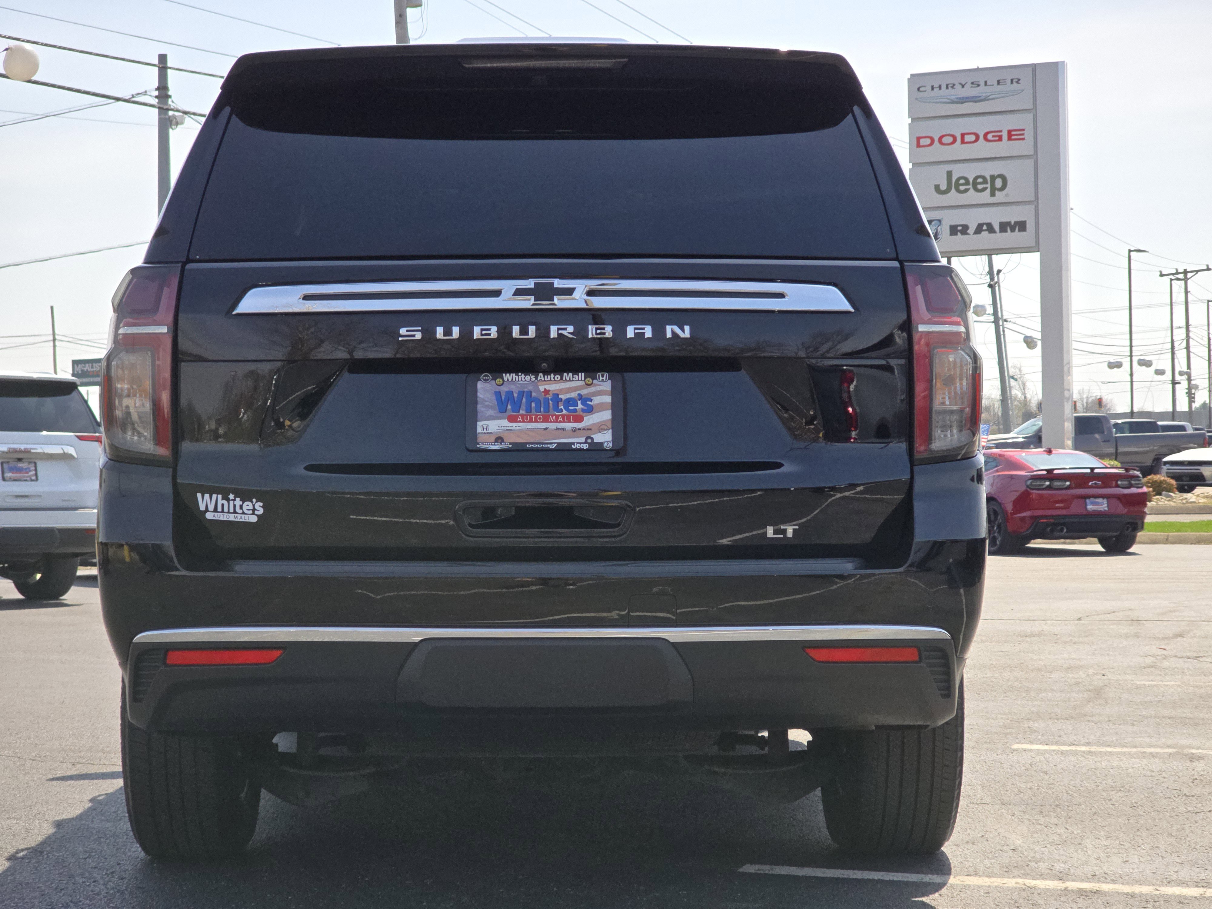 Used 2024 Chevrolet Suburban LT AWD/4WD image 20