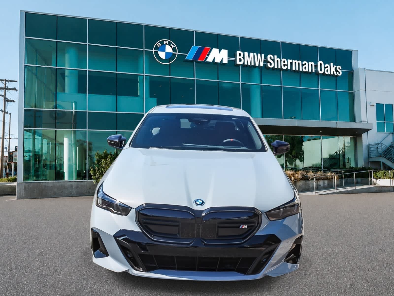 New 2026 BMW i5 M60 w/ Dynamic Handling Package AWD/4WD image 2