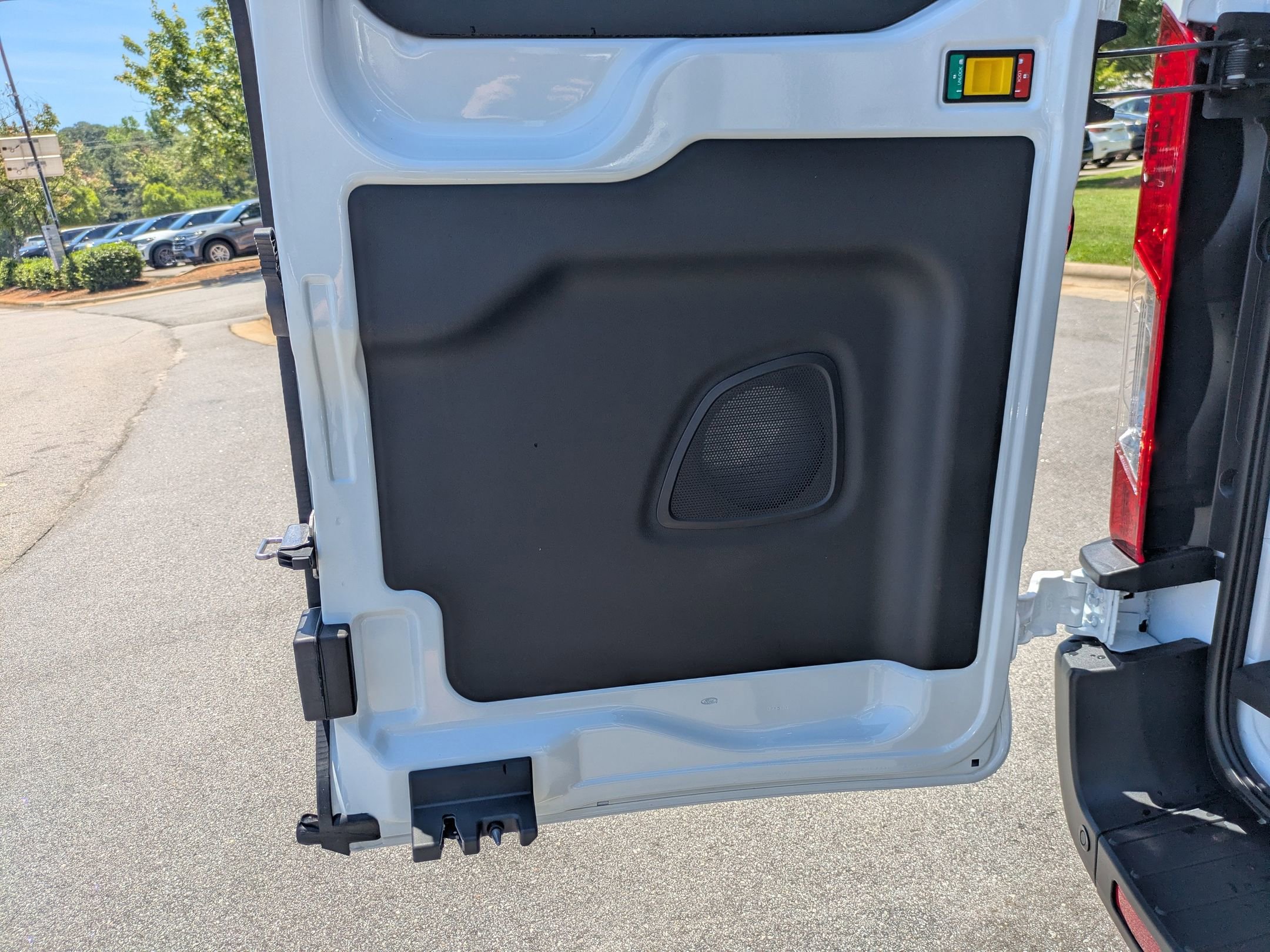 New 2026 Ford Transit 250 148 Medium Roof w/ Load Area Protection Package RWD image 22