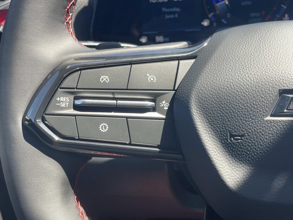 New 2026 Chevrolet Equinox RS w/ Convenience Package III FWD image 29