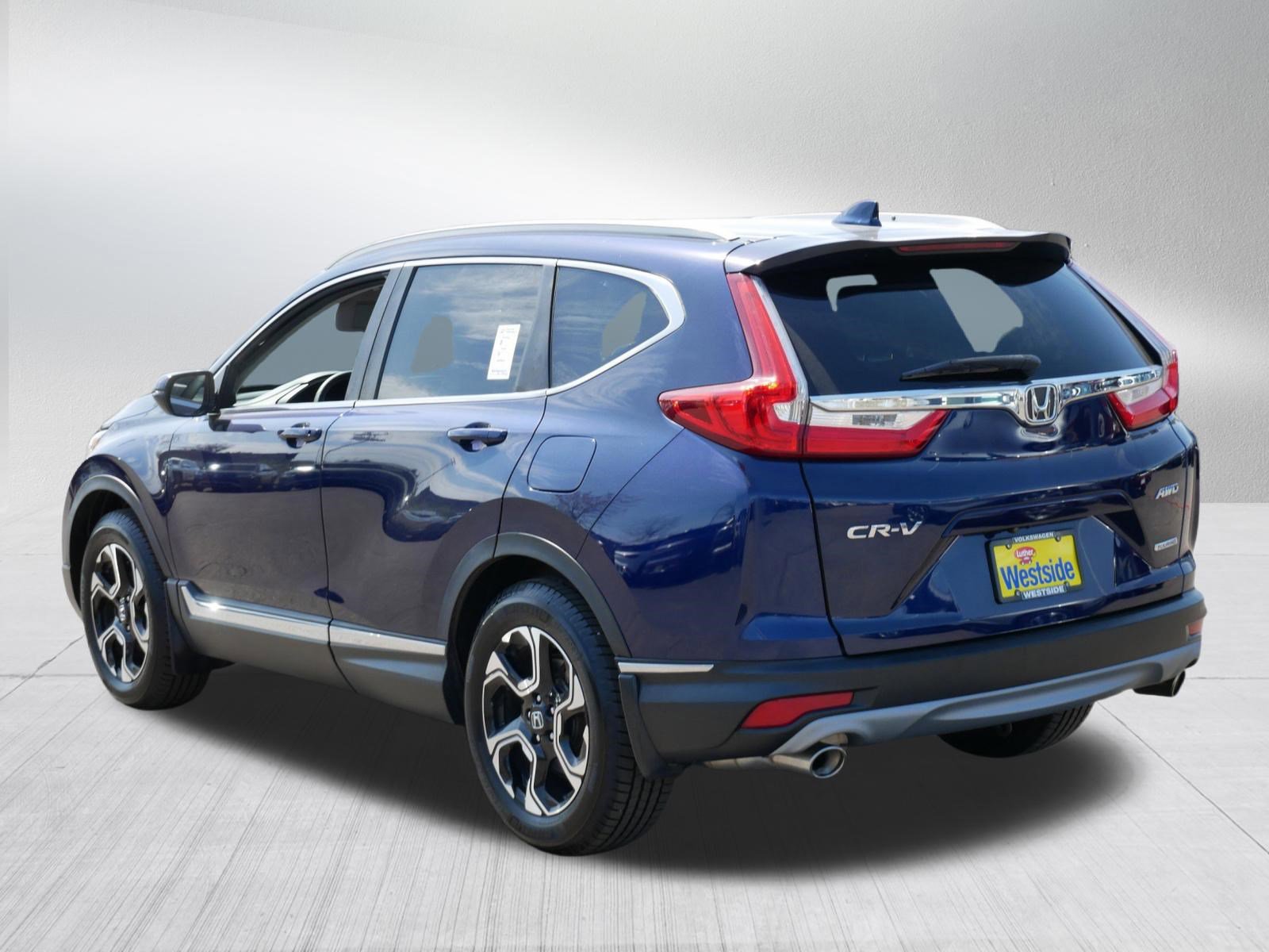 Used 2018 Honda CR-V Touring image 5