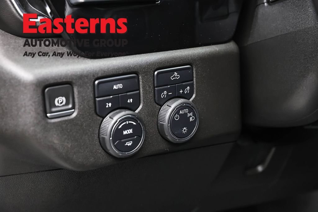 Used 2022 Chevrolet Silverado 1500 LT AWD/4WD image 22