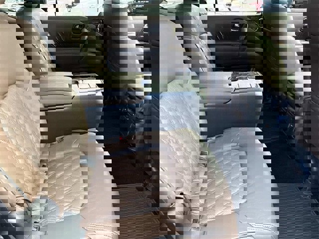 Used 2024 Nissan Armada Platinum w/ Captain's Chairs Package image 23