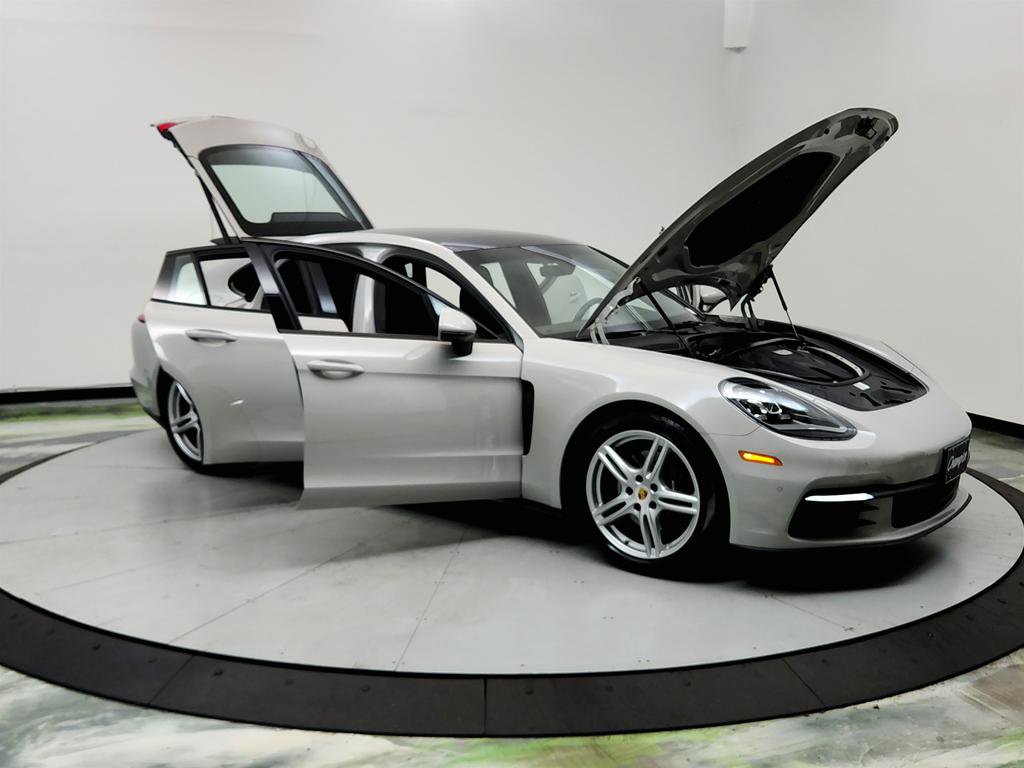 Used 2020 Porsche Panamera 4 image 10