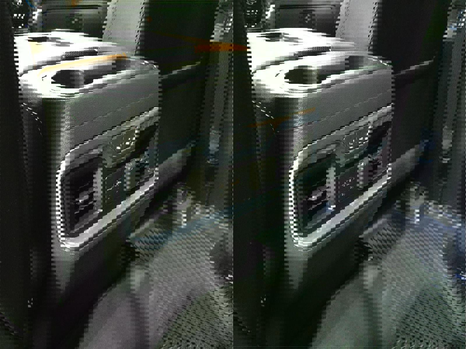 Used 2019 Chevrolet Silverado 1500 High Country w/ Technology Package image 20