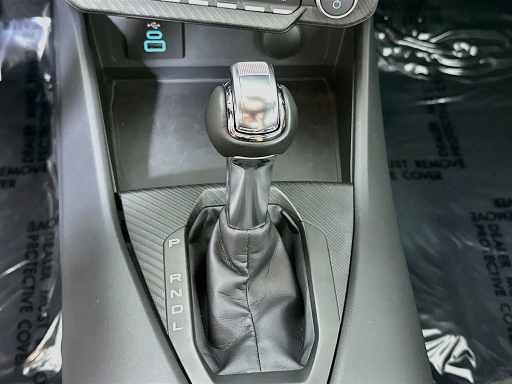 Used 2024 Ford Mustang Convertible RWD image 17