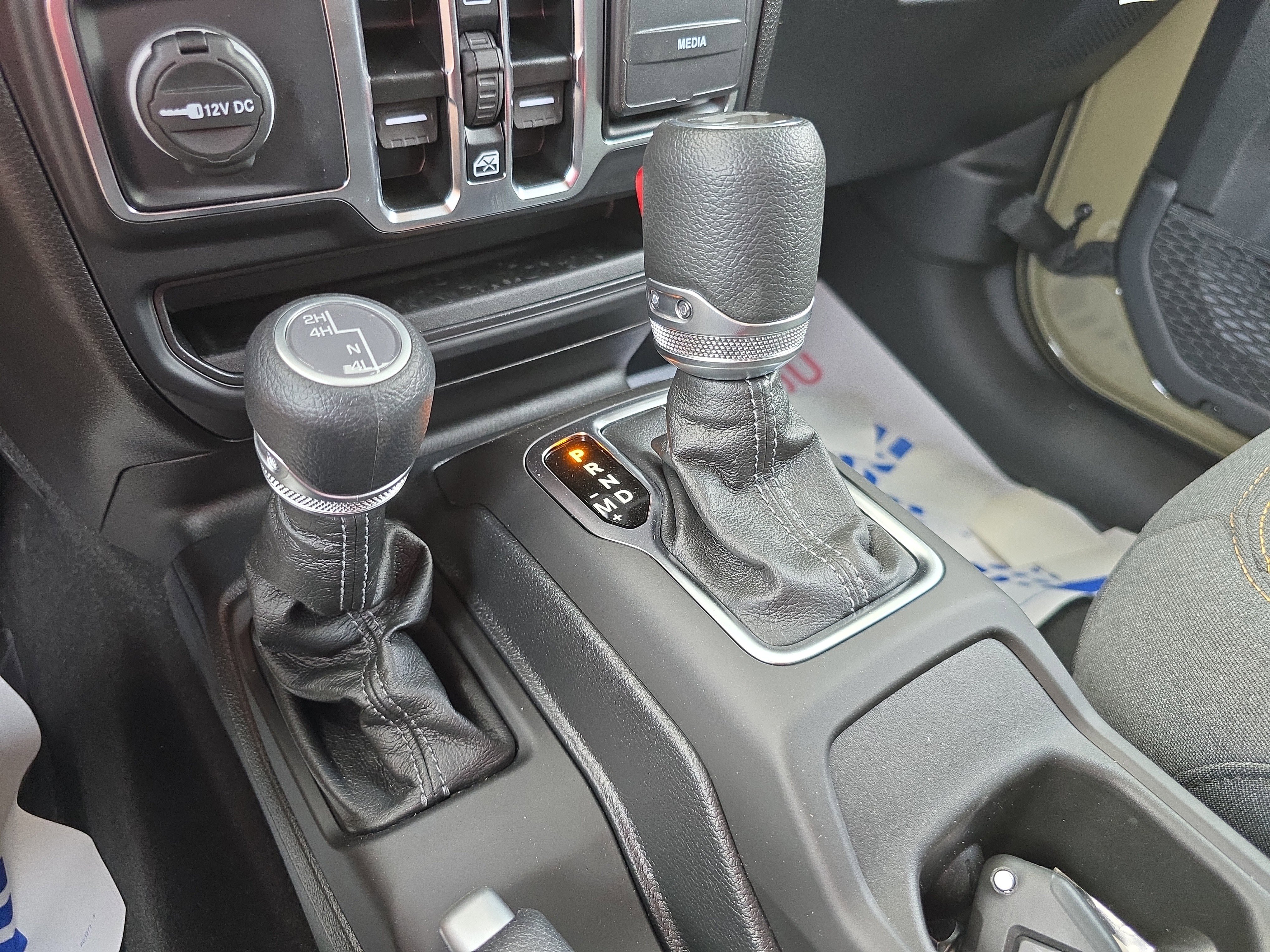 New 2025 Jeep Wrangler Sport S image 25