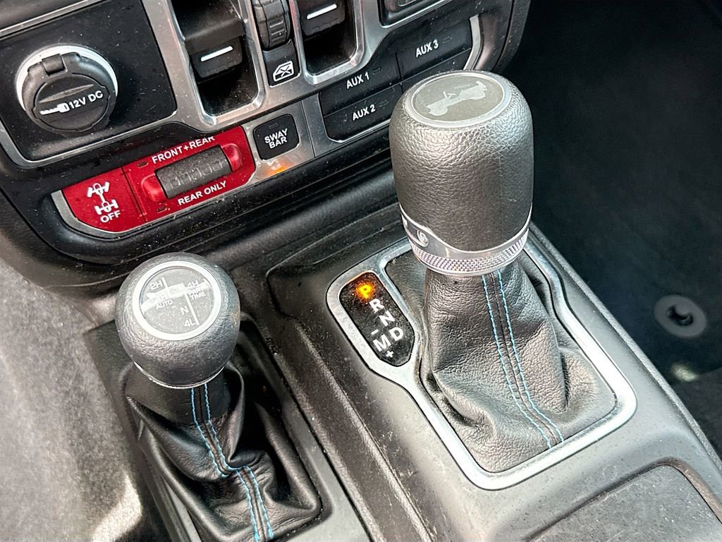 Used 2022 Jeep Wrangler Unlimited Rubicon 4xe w/ Cold Weather Group AWD/4WD image 19