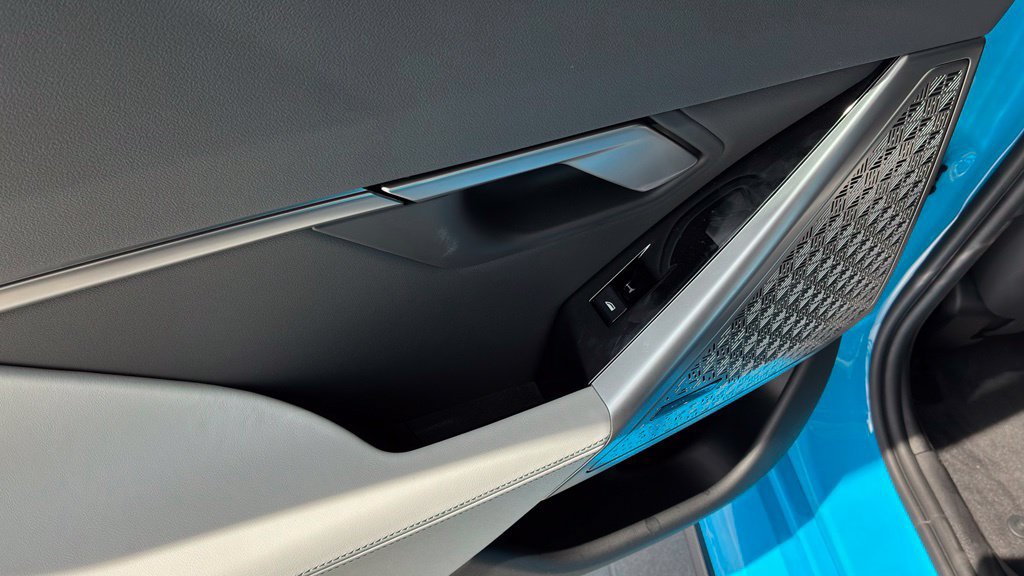 New 2027 BMW M5 w/ Carbon Package AWD/4WD image 32