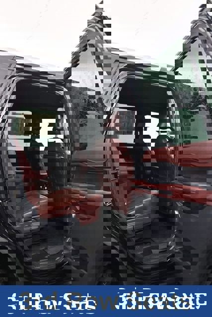 Used 2023 Ford Expedition Limited image 15