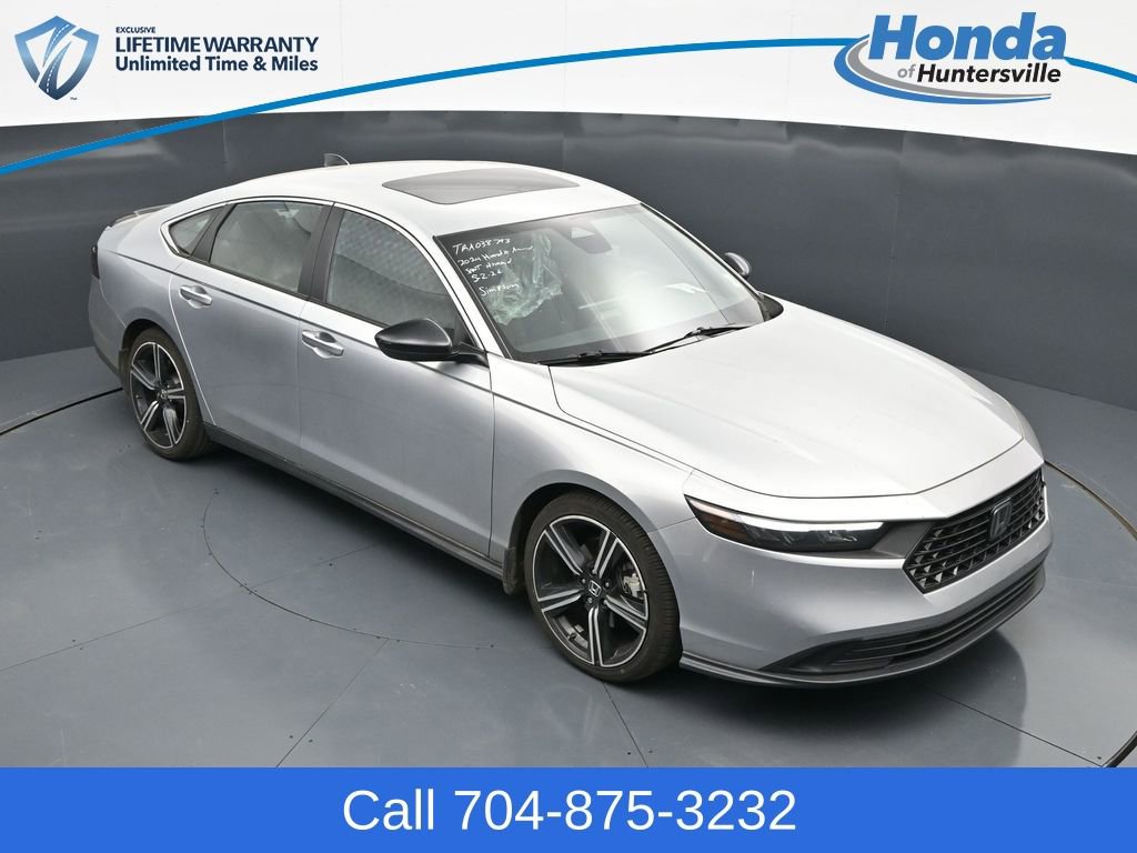 Used 2024 Honda Accord Sport image 14