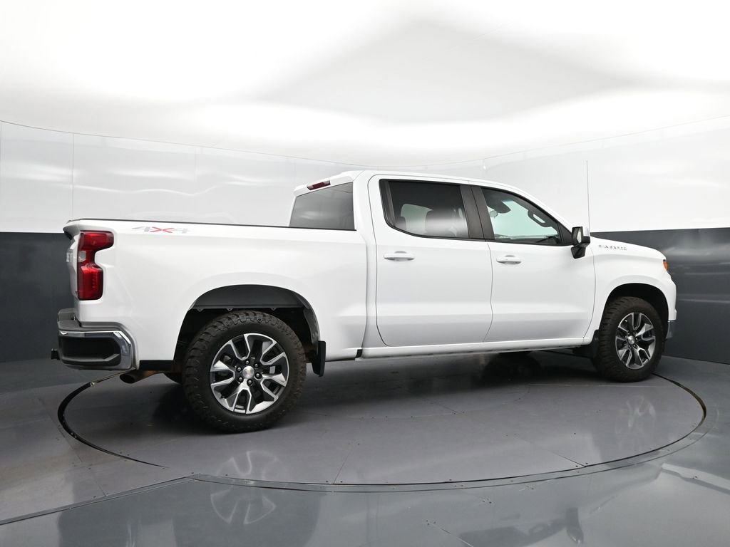 Used 2023 Chevrolet Silverado 1500 LT AWD/4WD image 8