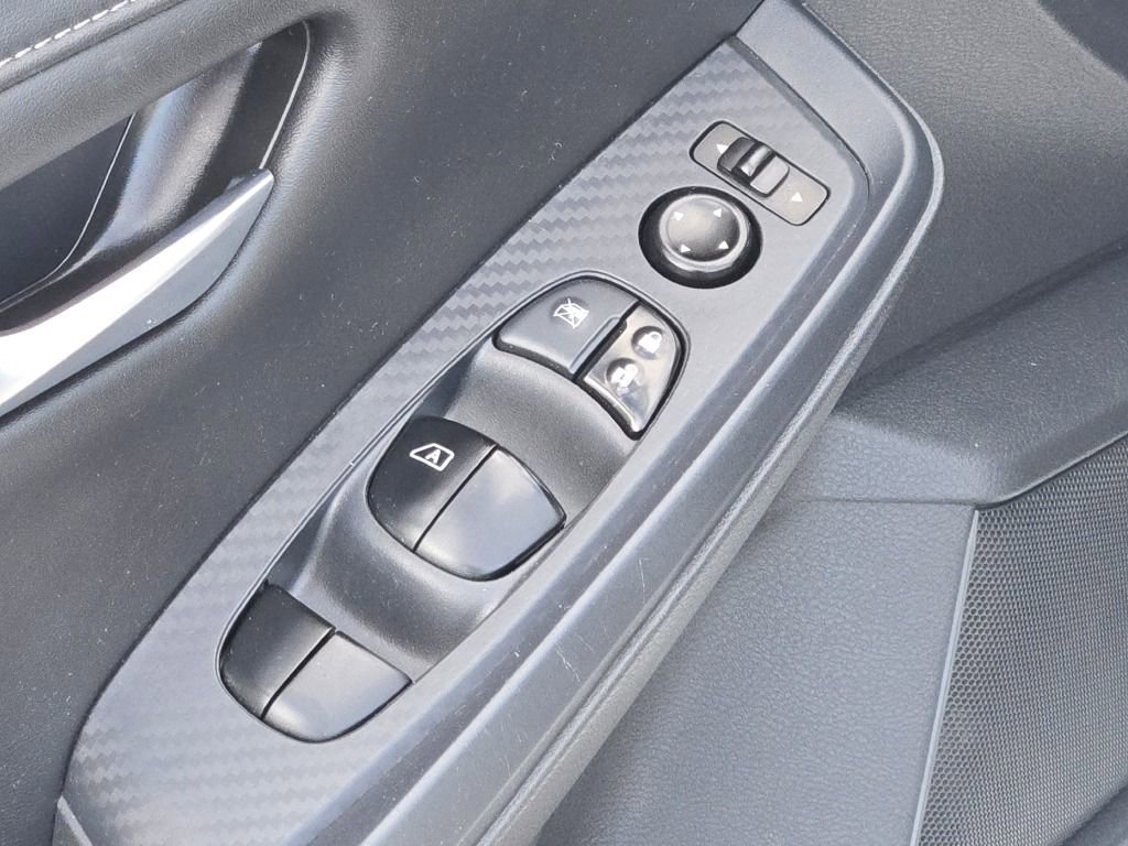 Used 2022 Nissan Sentra SV image 17