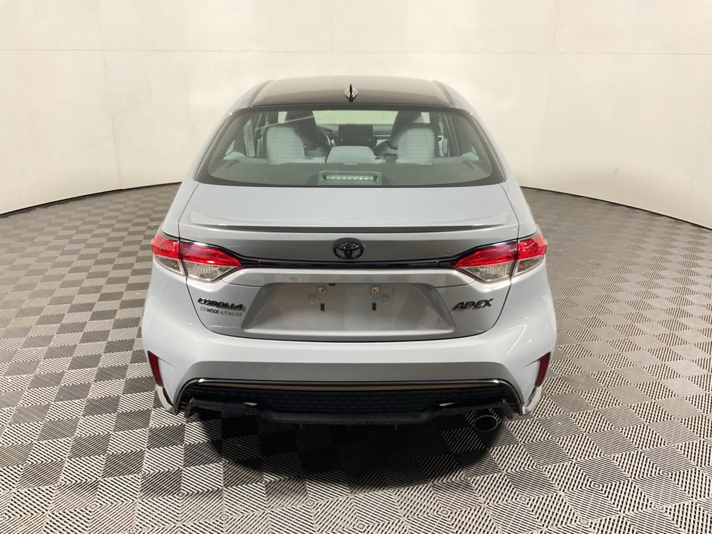Used 2022 Toyota Corolla SE image 11