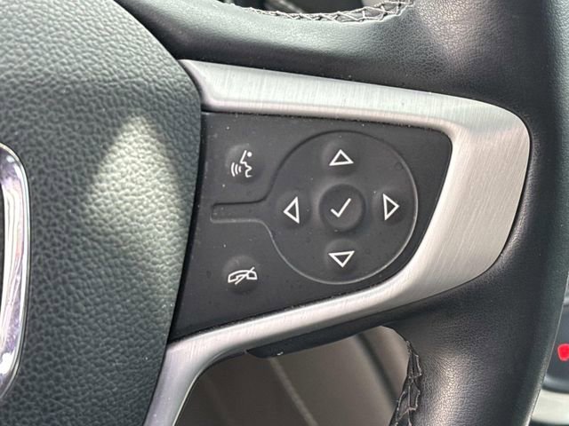 Used 2023 GMC Acadia SLT w/ Elevation Edition image 29