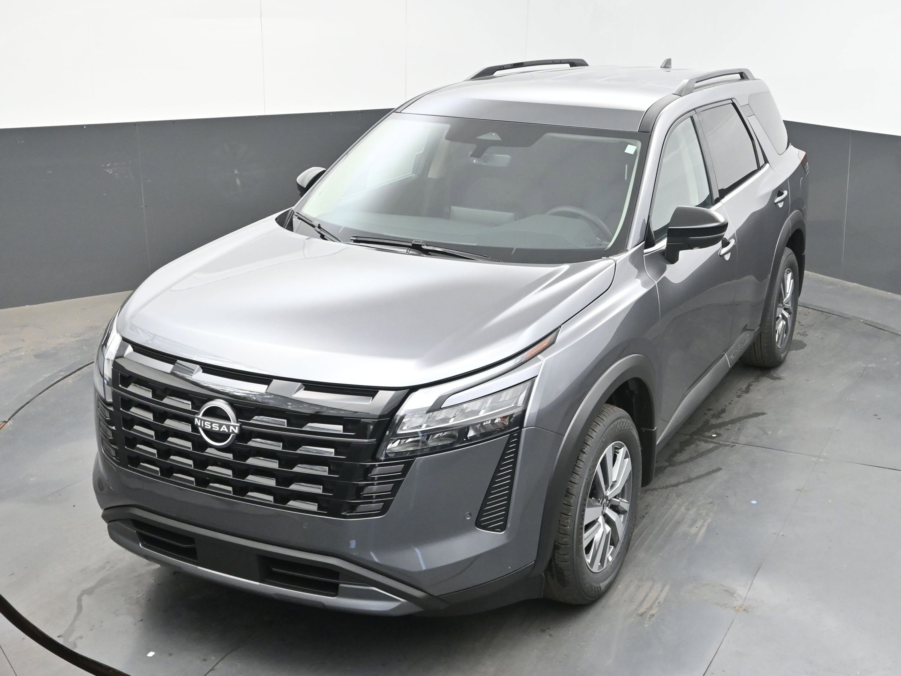 New 2026 Nissan Pathfinder SL FWD image 33