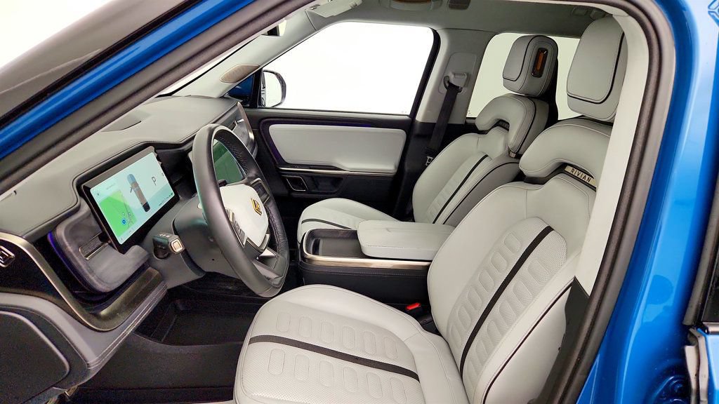 Used 2024 Rivian R1T Adventure Dual AWD/4WD image 19