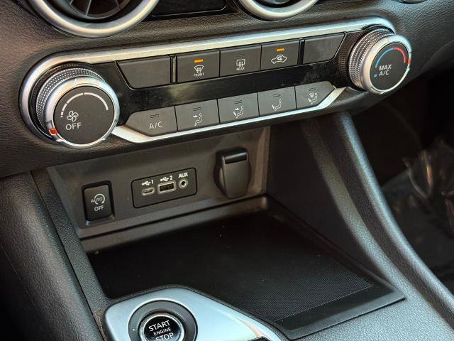 Certified 2025 Nissan Sentra SV FWD image 27