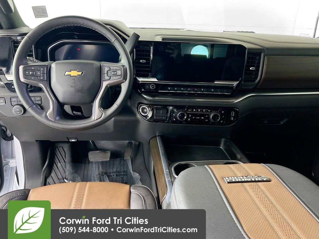 Used 2025 Chevrolet Silverado 2500 High Country w/ Technology Package image 26