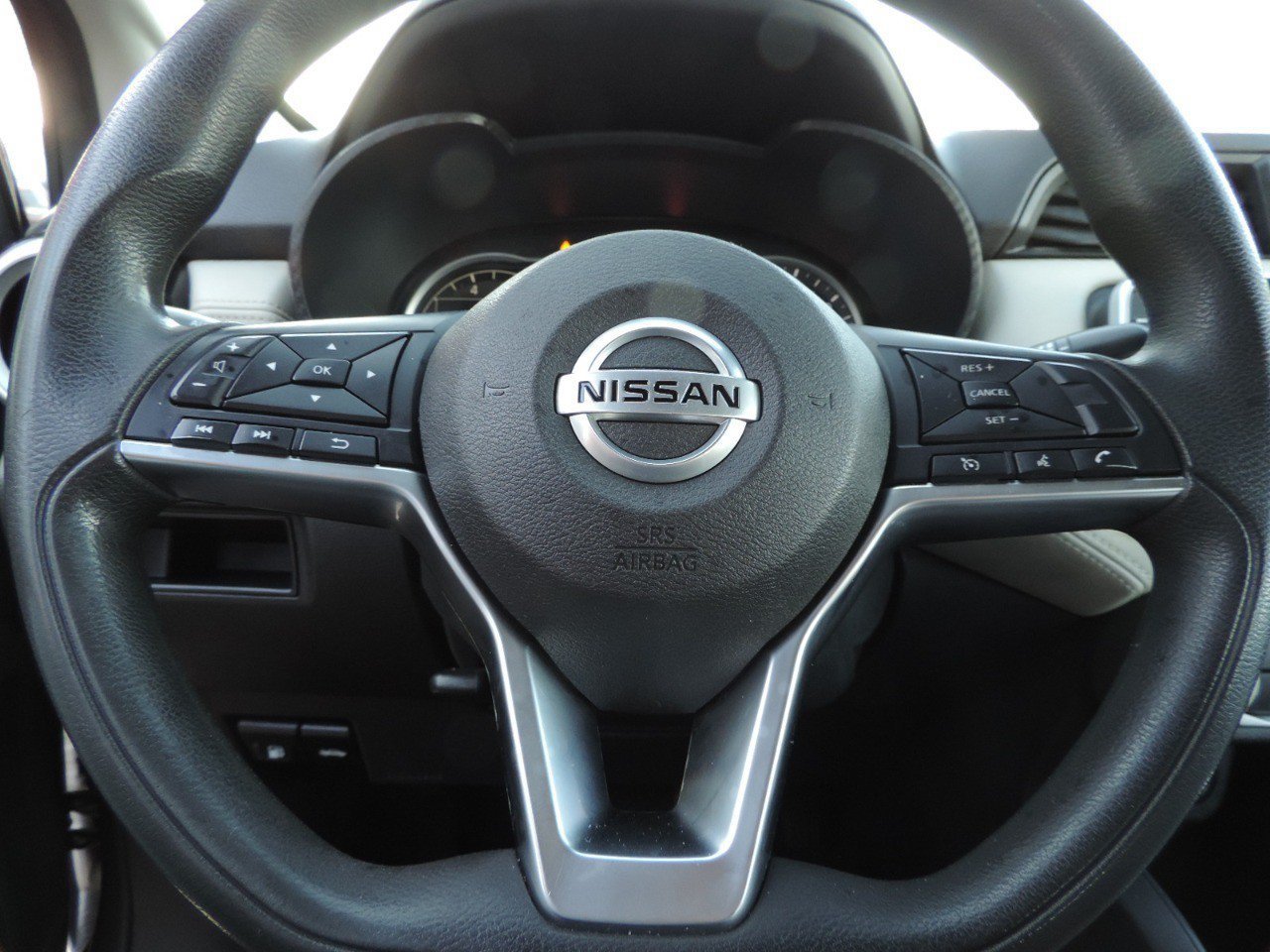 Used 2020 Nissan Versa SV FWD image 25
