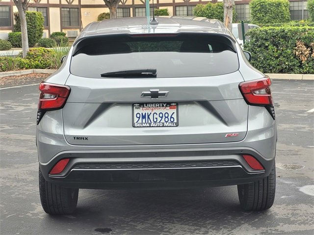 Used 2024 Chevrolet Trax RS w/ Driver Confidence Package image 6
