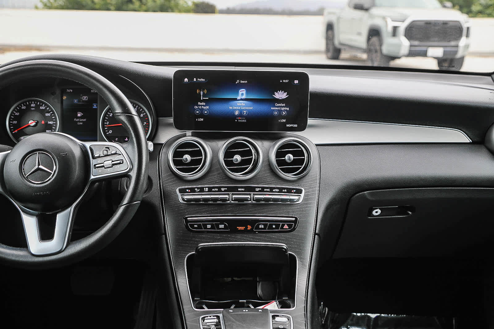 Used 2022 Mercedes-Benz GLC 300 4MATIC Coupe image 12