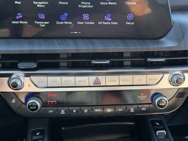 Used 2023 Kia Telluride SX Prestige image 13