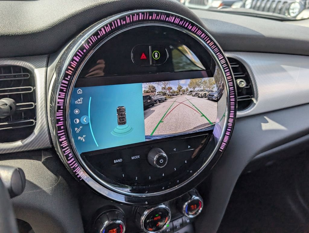 Used 2022 MINI Cooper Convertible image 19