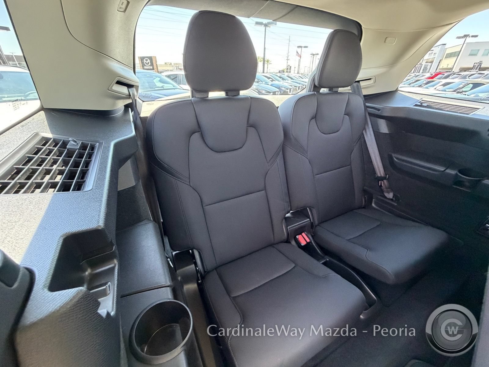 Used 2025 Volvo XC90 B5 Plus AWD/4WD image 14