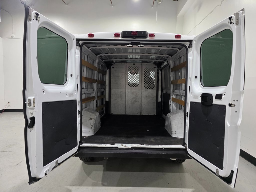 Used 2023 RAM ProMaster 2500 image 23