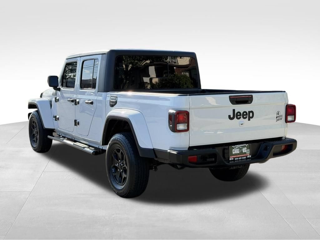 Used 2022 Jeep Gladiator Sport AWD/4WD image 7