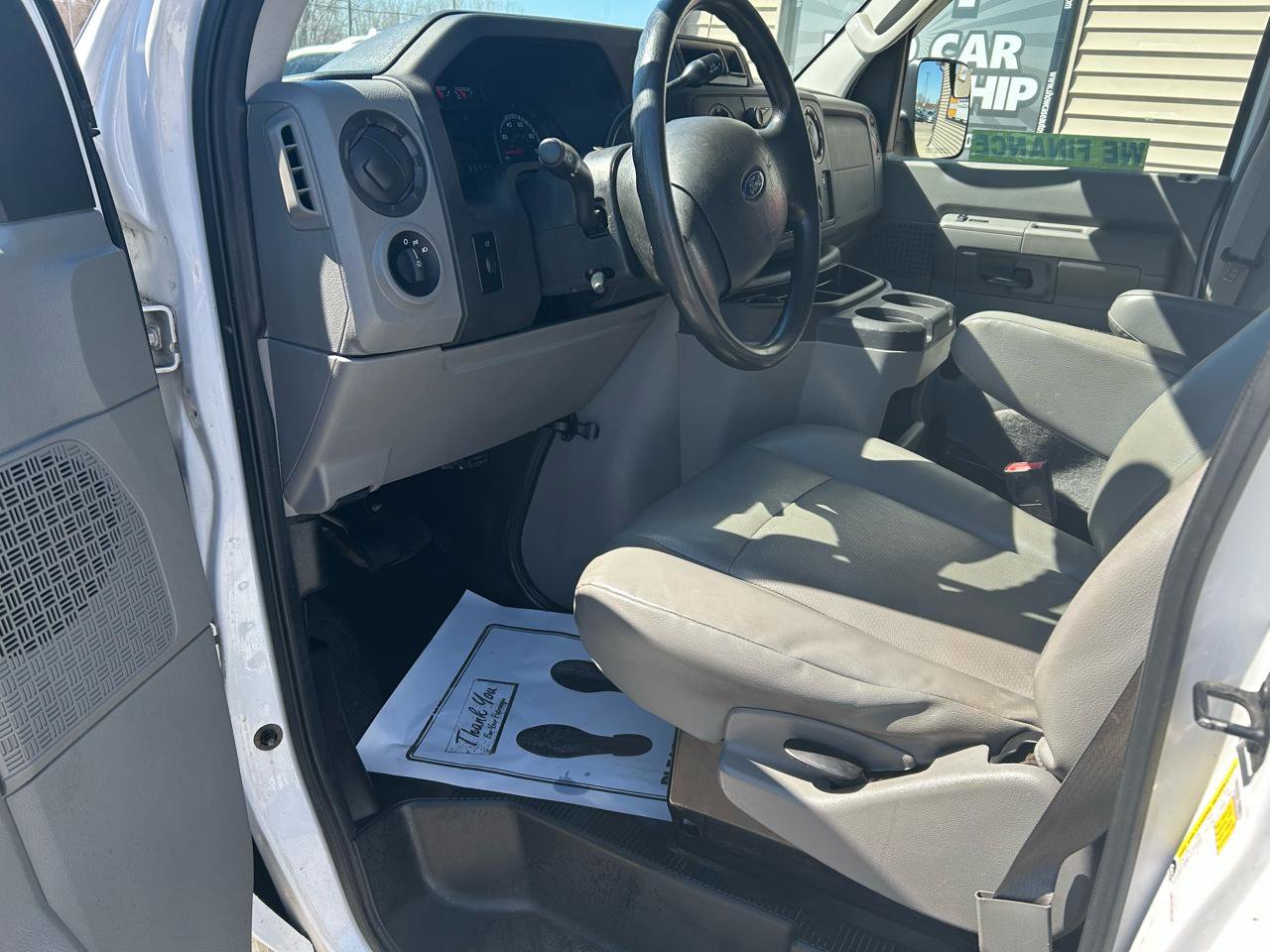 Used 2013 Ford E-250 and Econoline 250 w/ PWR Group image 9