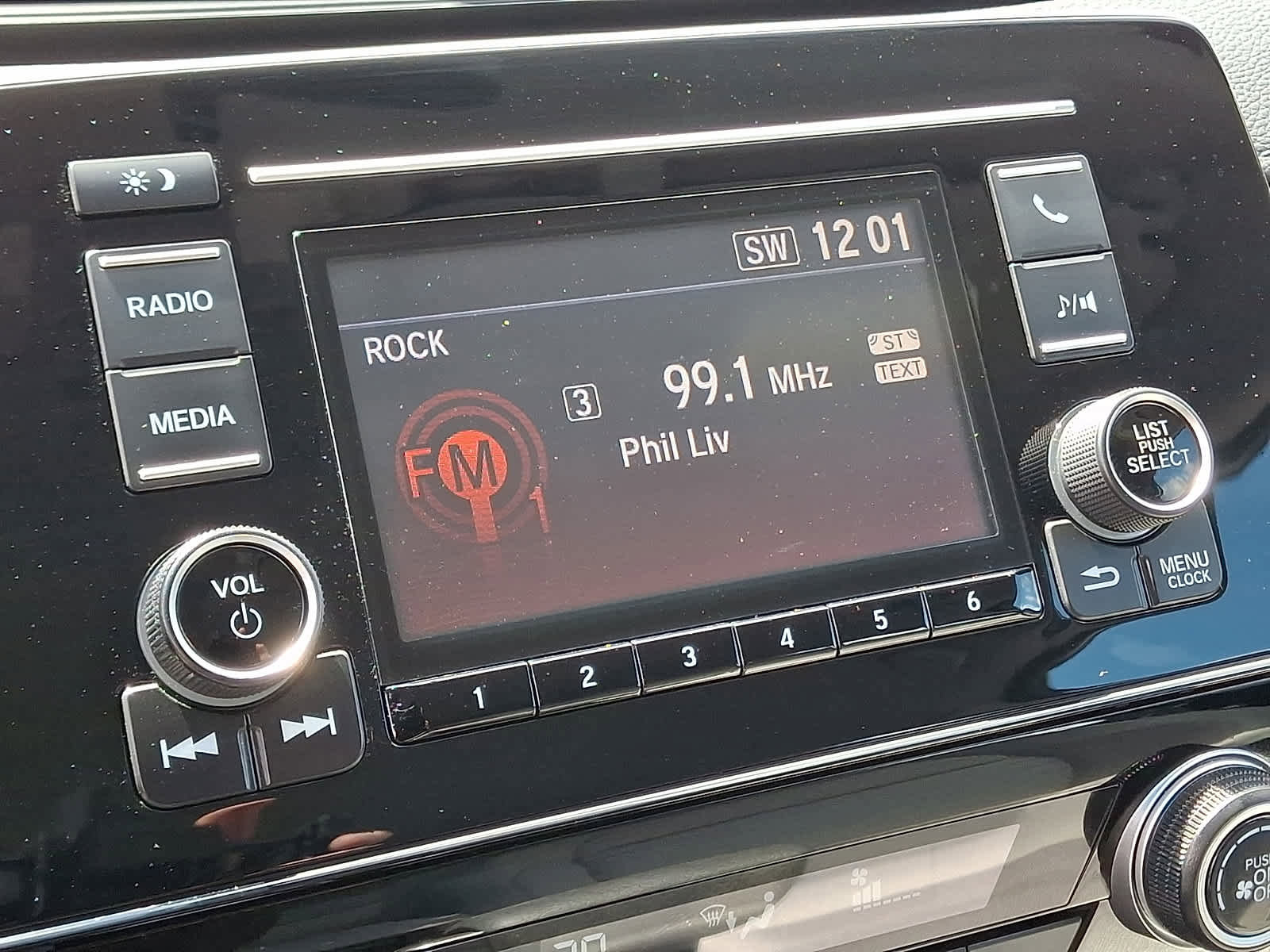 Certified 2018 Honda CR-V LX image 20