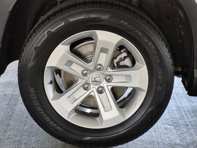 Used 2023 Honda Pilot LX image 24