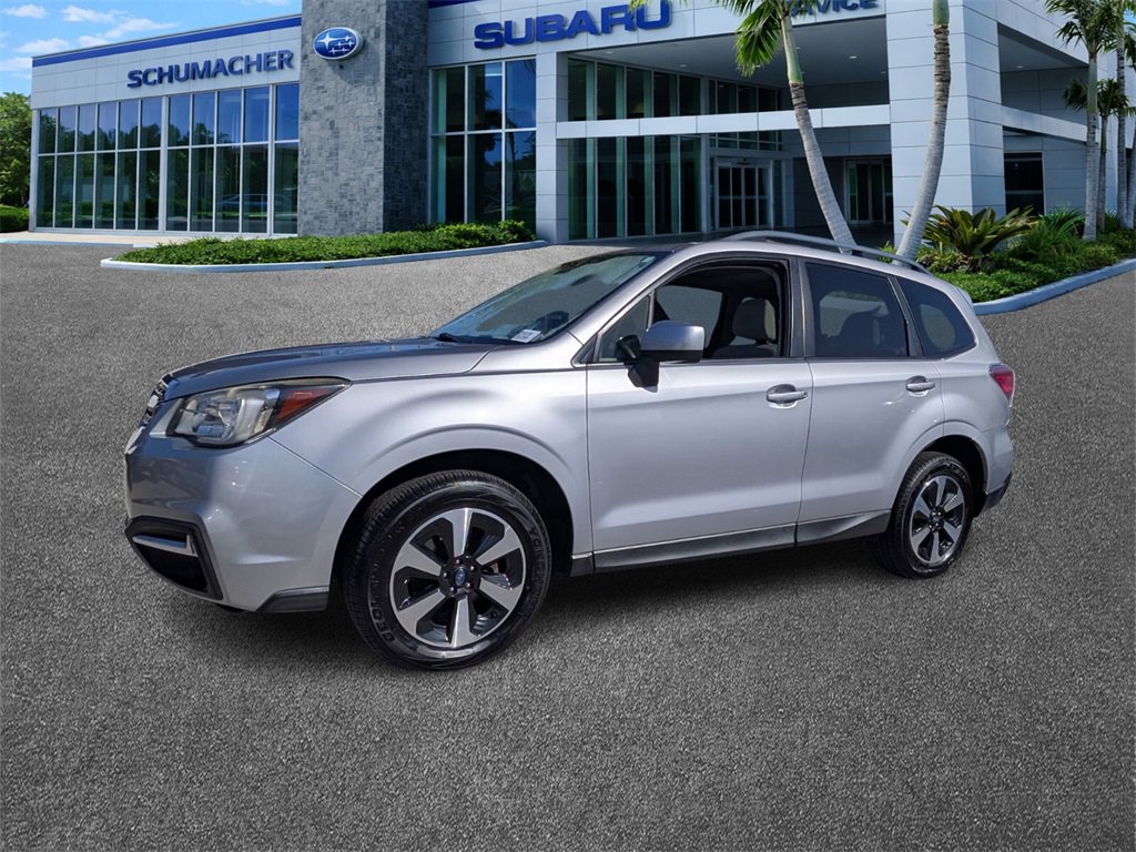 Used 2017 Subaru Forester 2.5i Premium image 3