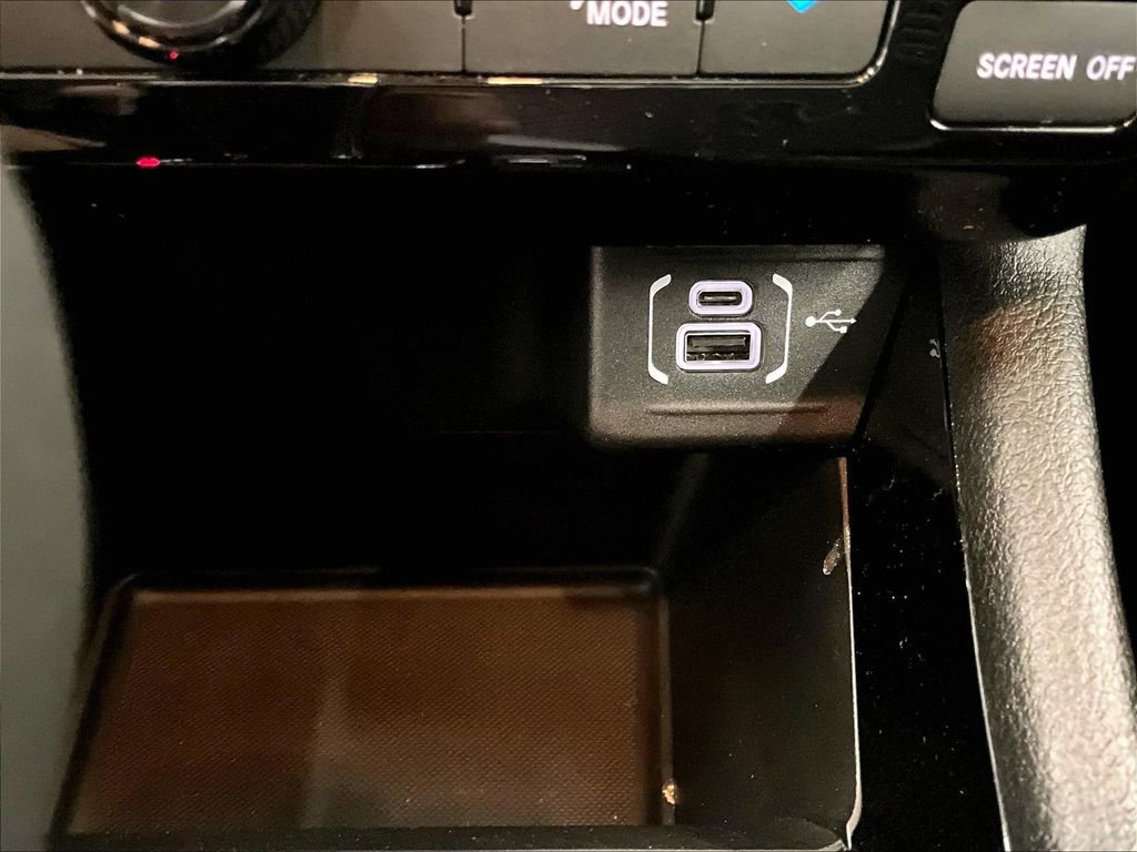 Used 2024 Jeep Compass Limited image 26