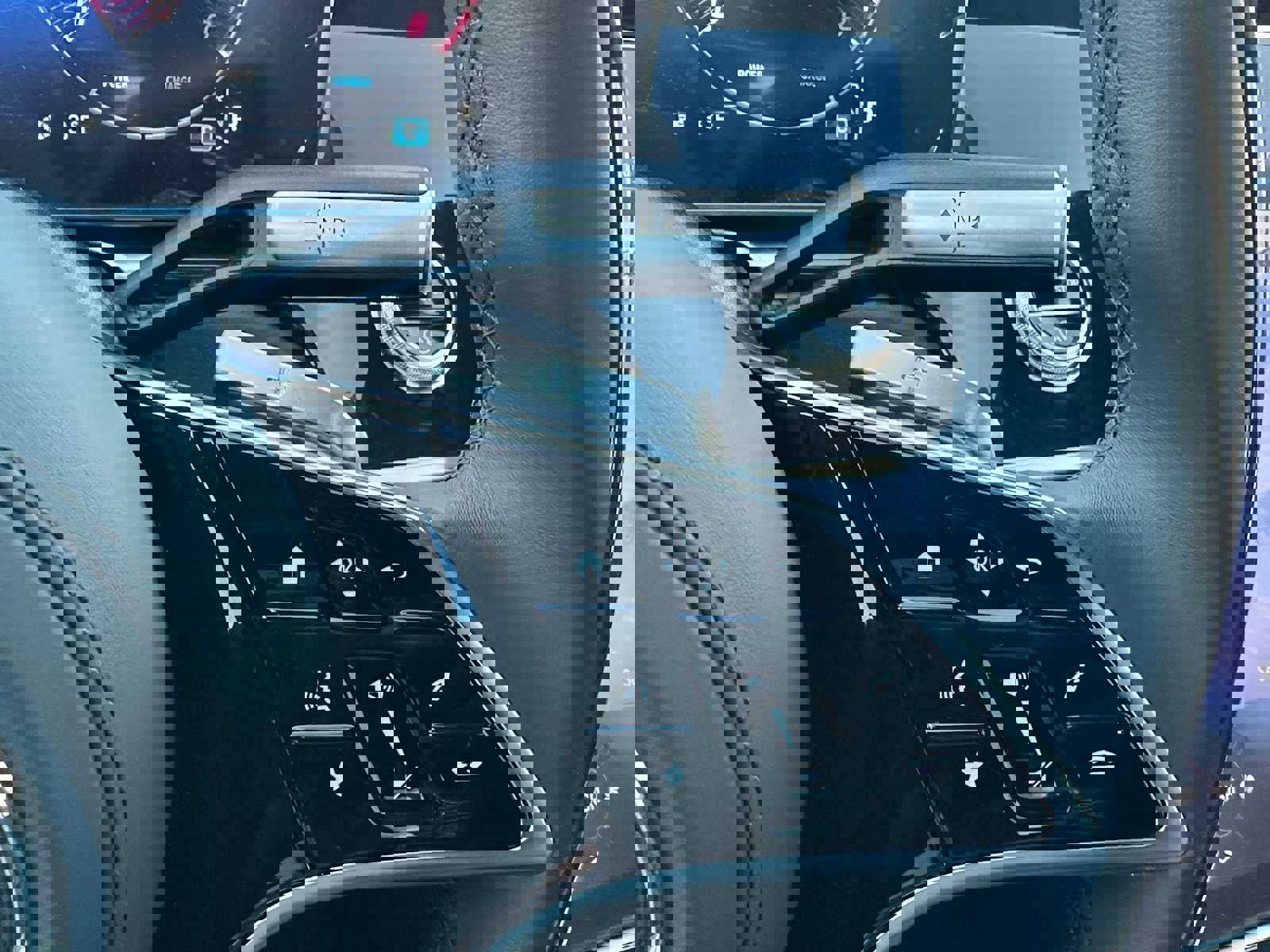 Used 2025 Mercedes-Benz S 500 4MATIC image 43