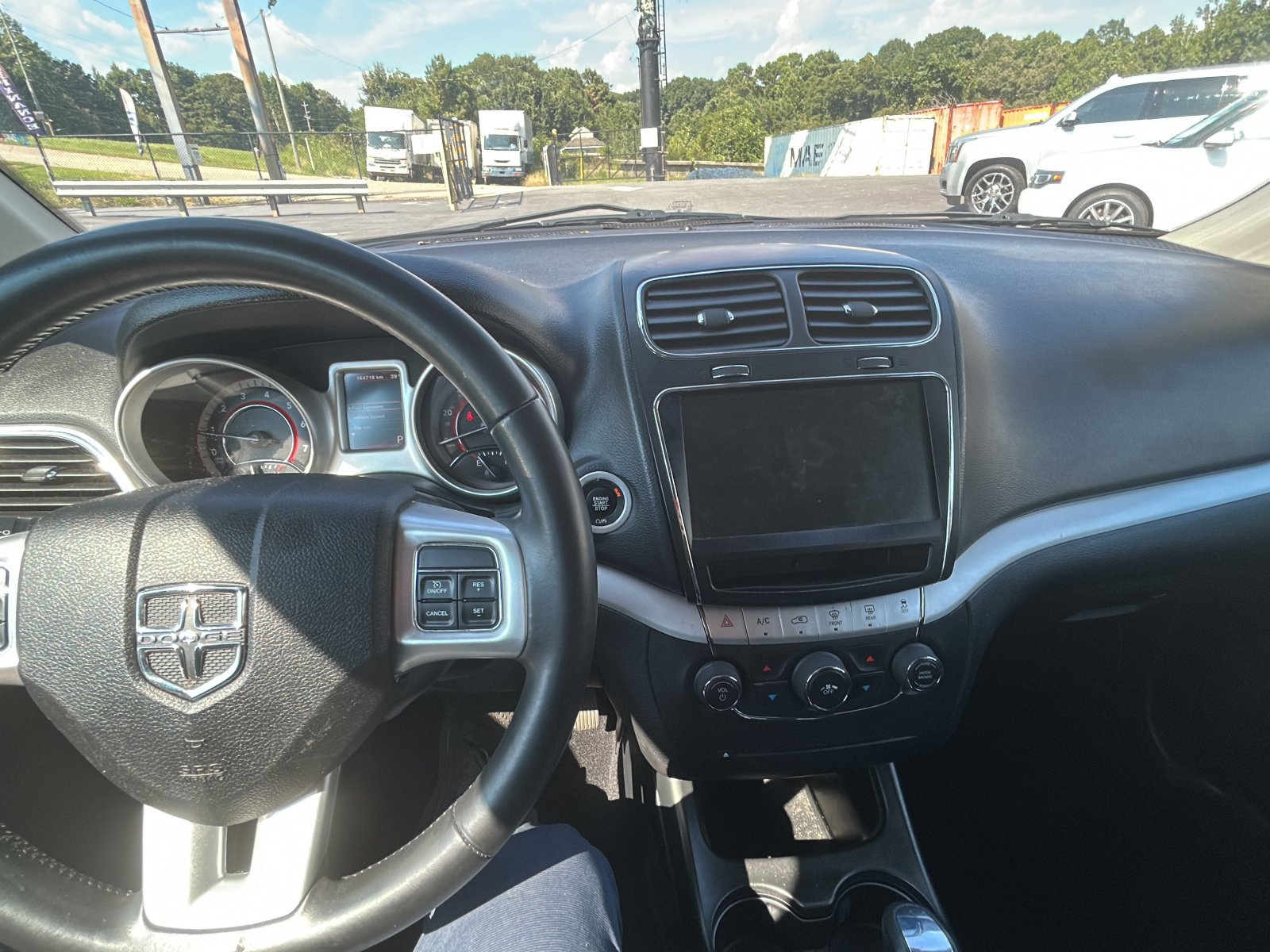 Used 2019 Dodge Journey SE w/ Premium Group FWD image 16